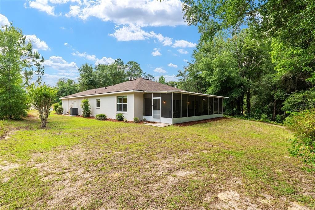 For Sale: $335,000 (3 beds, 2 baths, 1847 Square Feet)