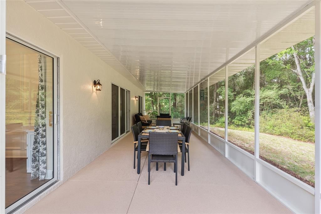 For Sale: $335,000 (3 beds, 2 baths, 1847 Square Feet)