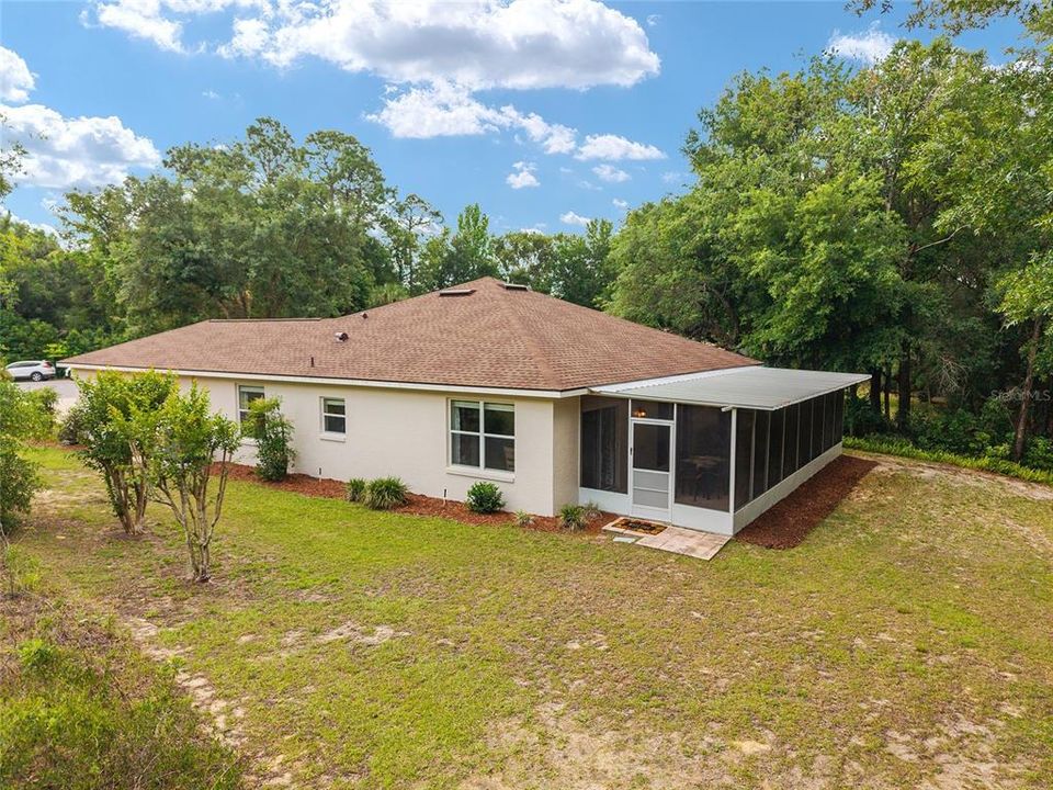 For Sale: $335,000 (3 beds, 2 baths, 1847 Square Feet)