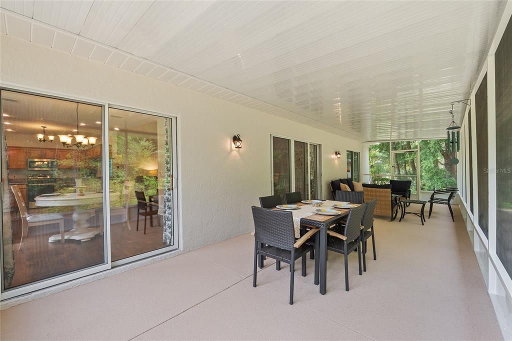 For Sale: $335,000 (3 beds, 2 baths, 1847 Square Feet)