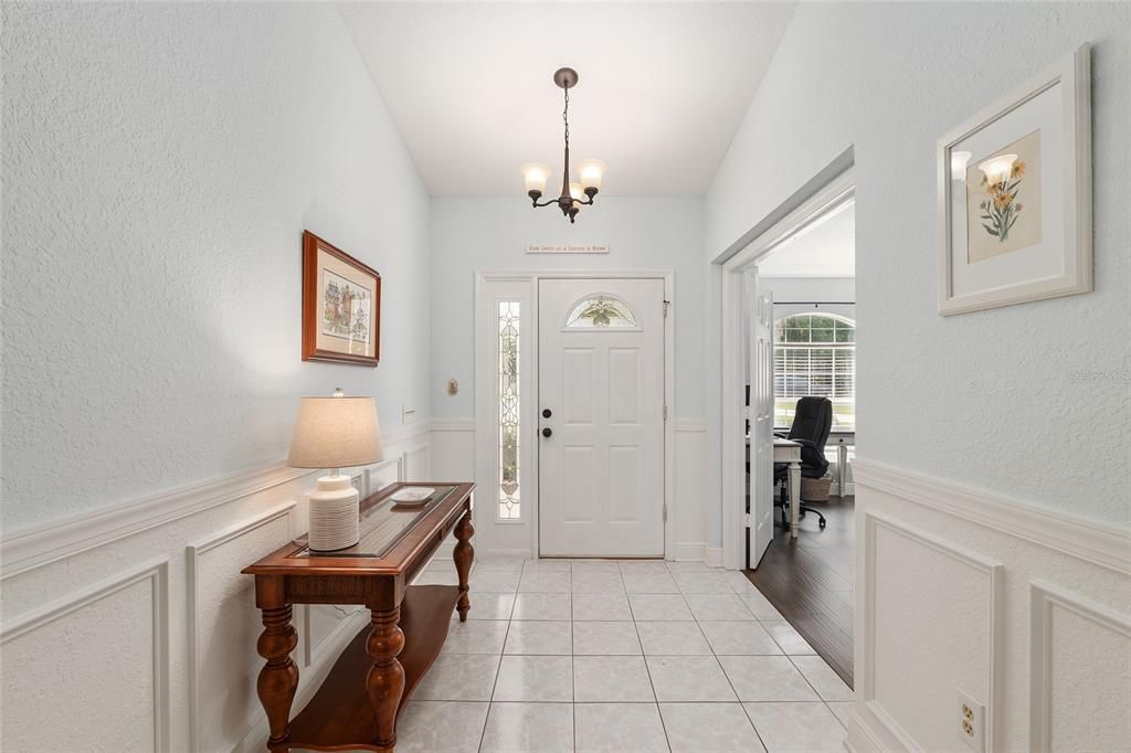 For Sale: $335,000 (3 beds, 2 baths, 1847 Square Feet)