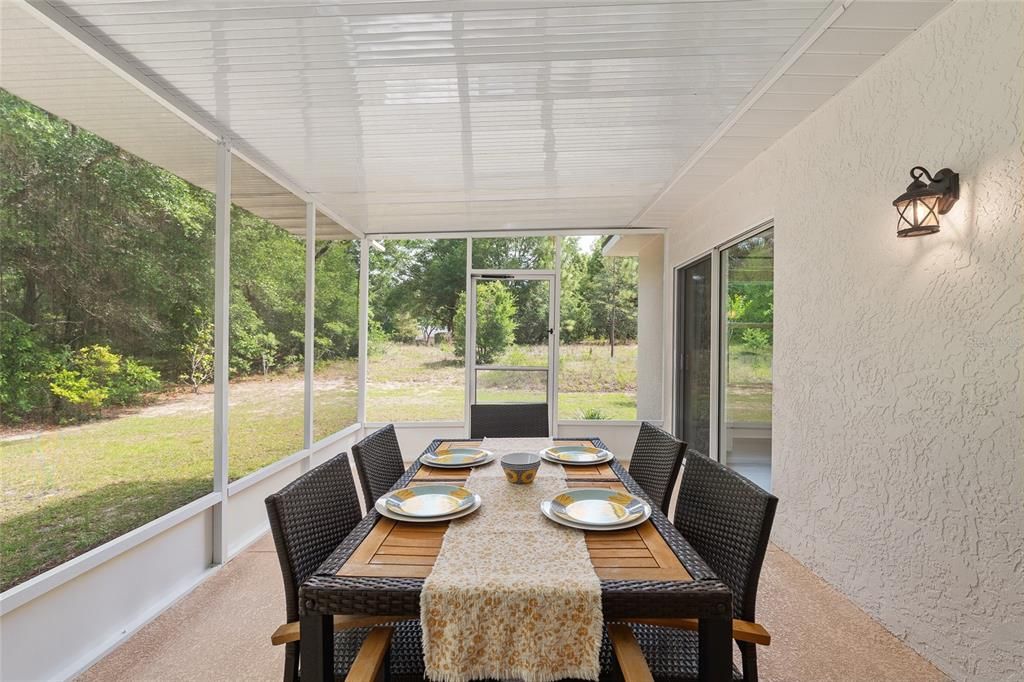 For Sale: $335,000 (3 beds, 2 baths, 1847 Square Feet)