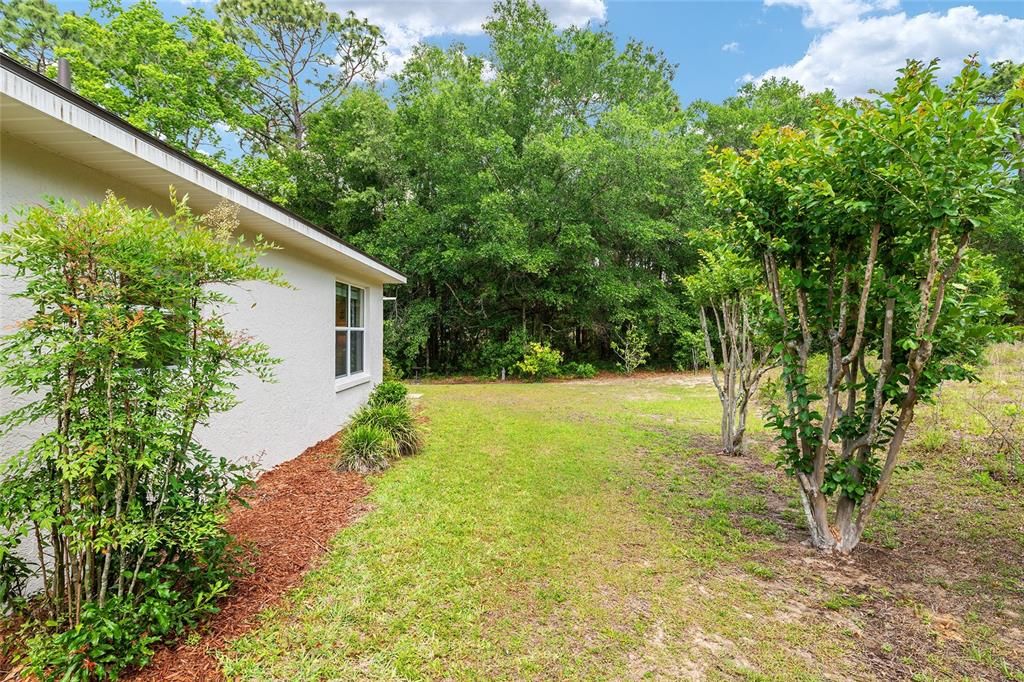 For Sale: $335,000 (3 beds, 2 baths, 1847 Square Feet)