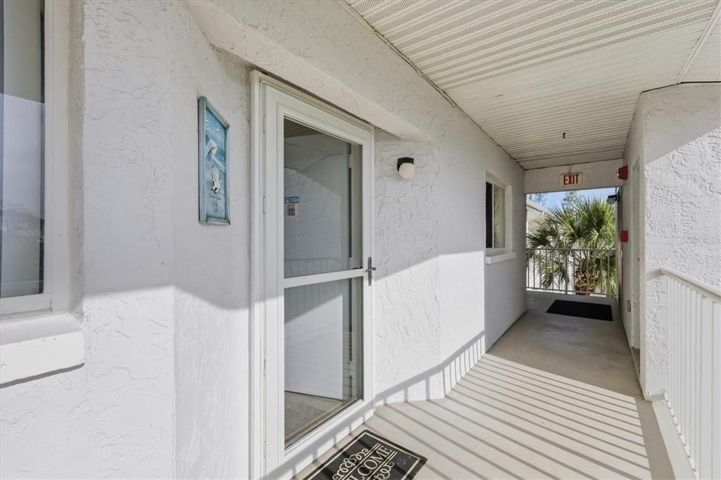 Activo con contrato: $269,000 (2 camas, 2 baños, 1093 Pies cuadrados)