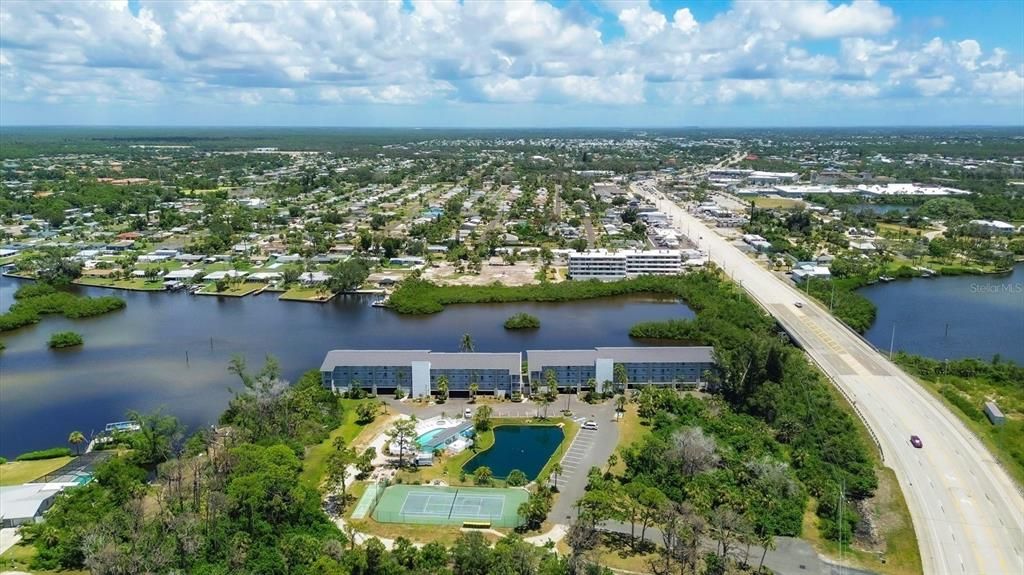 Activo con contrato: $269,000 (2 camas, 2 baños, 1093 Pies cuadrados)
