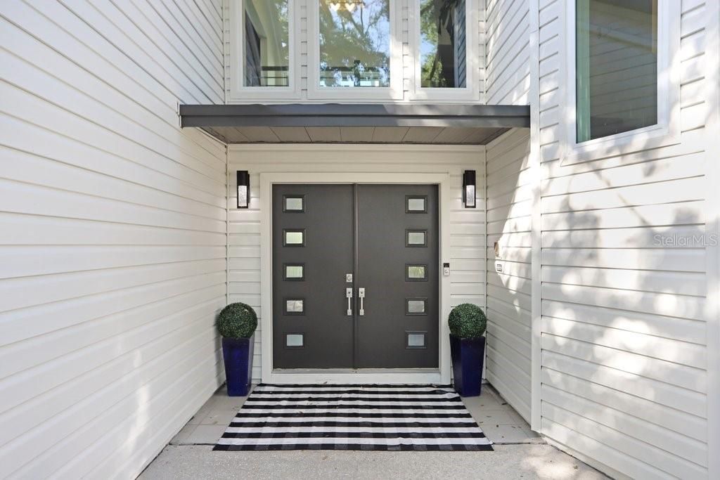 Active With Contract: $999,900 (5 beds, 3 baths, 3345 Square Feet)