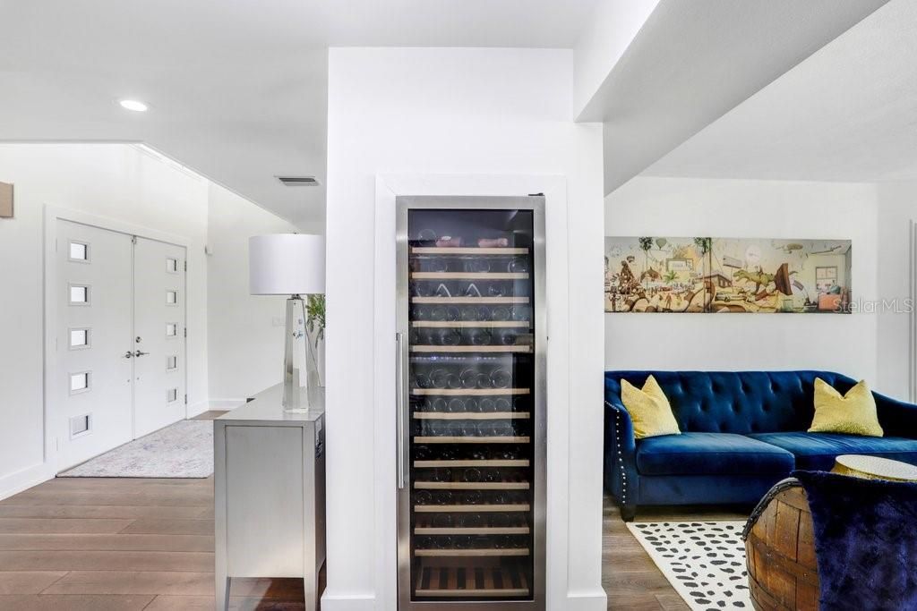 Active With Contract: $999,900 (5 beds, 3 baths, 3345 Square Feet)