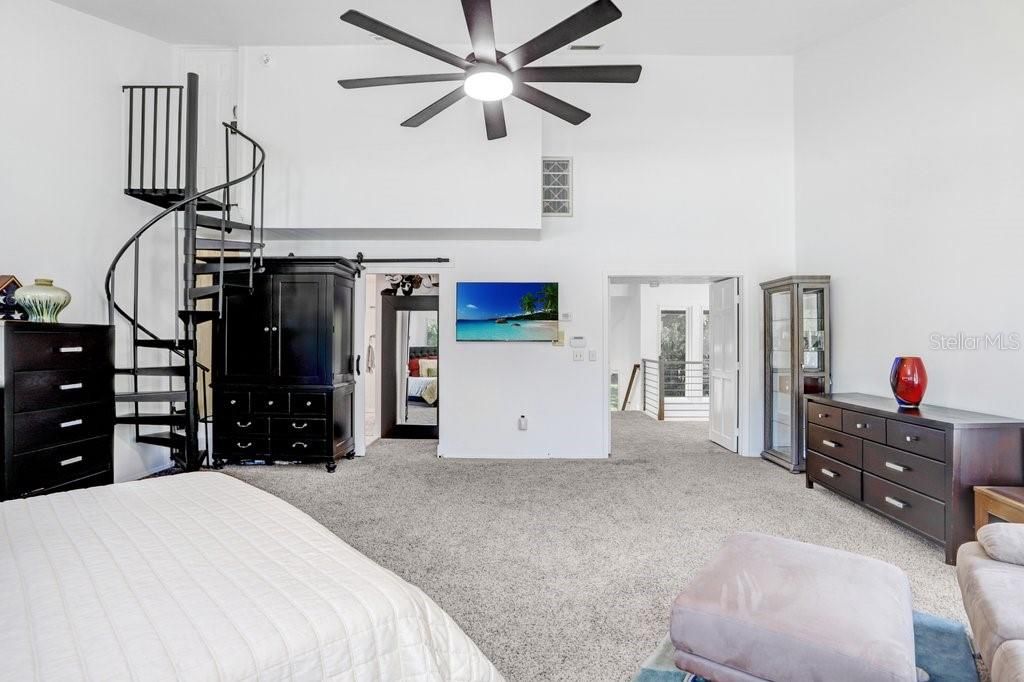 Active With Contract: $999,900 (5 beds, 3 baths, 3345 Square Feet)