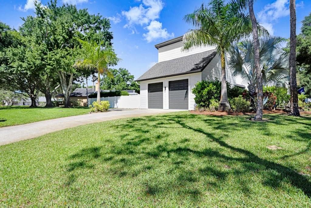 Active With Contract: $999,900 (5 beds, 3 baths, 3345 Square Feet)