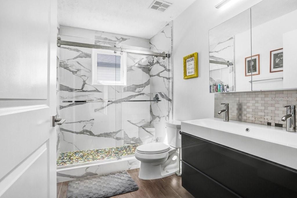 Active With Contract: $999,900 (5 beds, 3 baths, 3345 Square Feet)