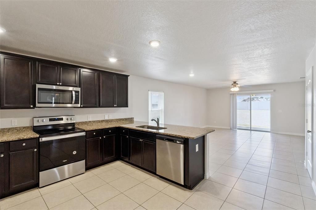 For Sale: $299,900 (3 beds, 2 baths, 1869 Square Feet)