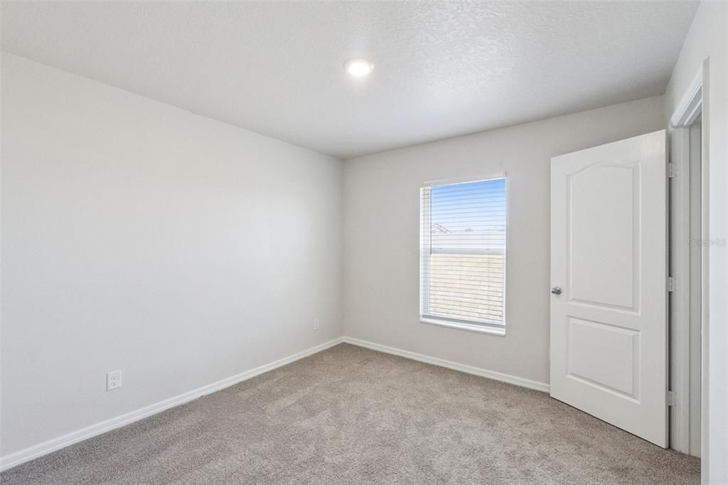 For Sale: $299,900 (3 beds, 2 baths, 1869 Square Feet)