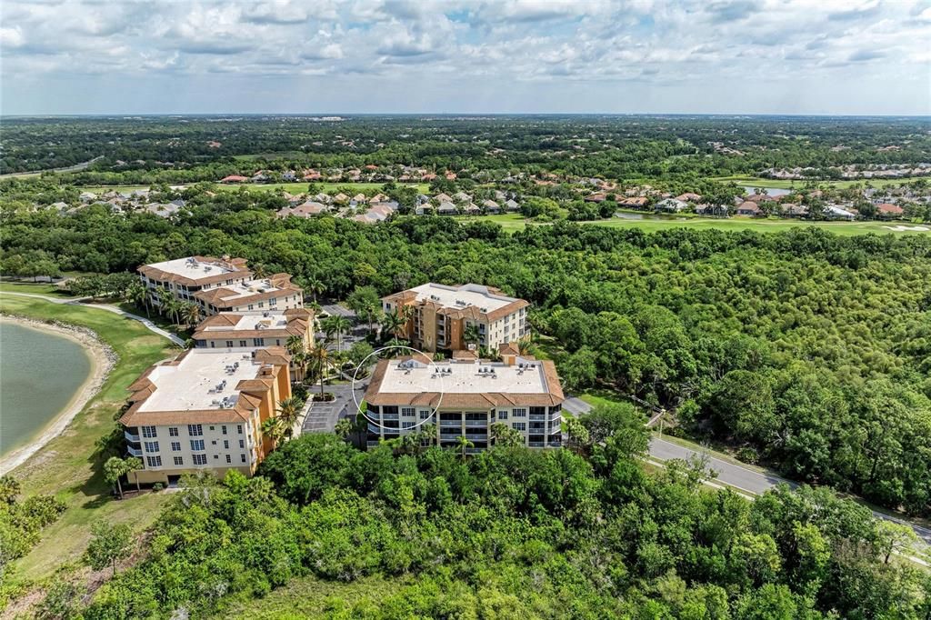 Activo con contrato: $639,000 (3 camas, 3 baños, 2134 Pies cuadrados)