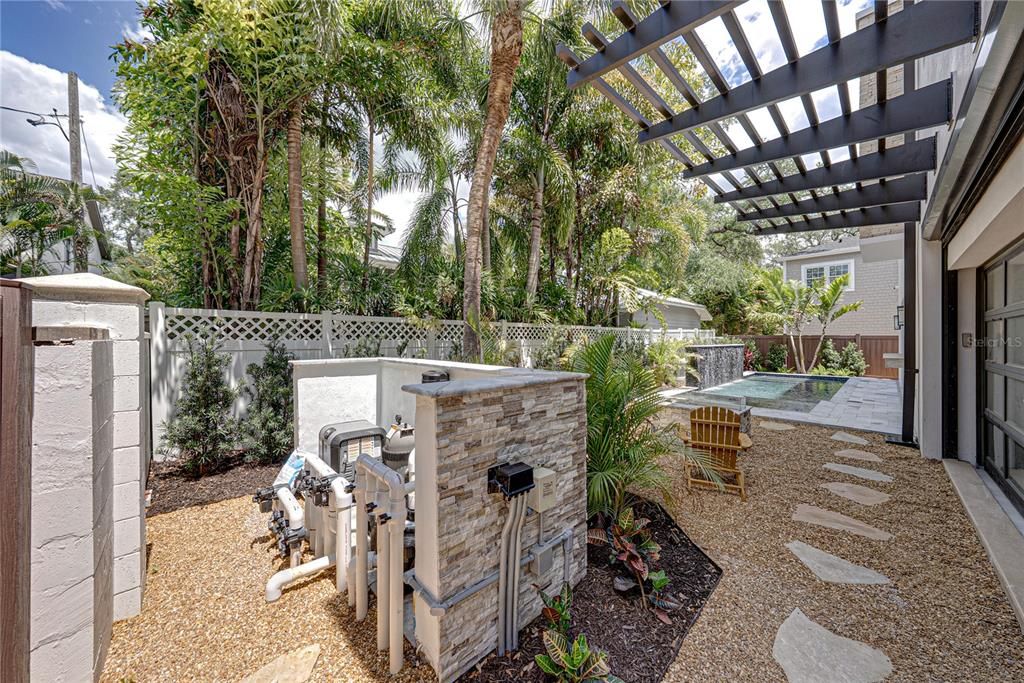 En Venta: $3,299,000 (3 camas, 3 baños, 3808 Pies cuadrados)
