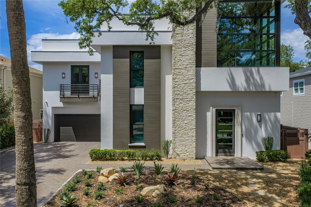 En Venta: $3,299,000 (3 camas, 3 baños, 3808 Pies cuadrados)