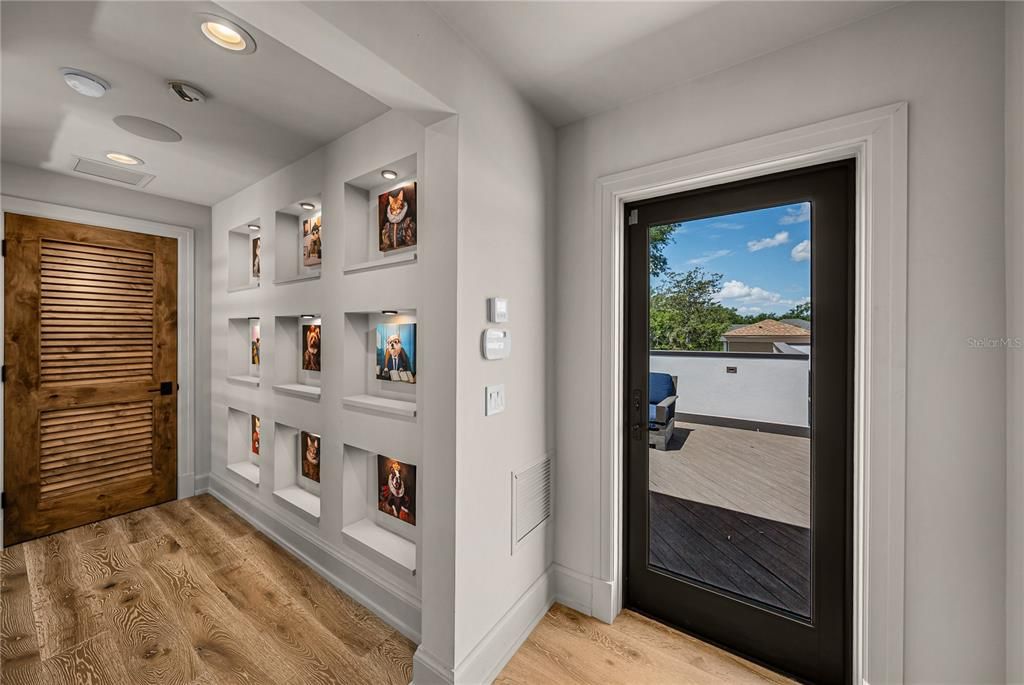 En Venta: $3,299,000 (3 camas, 3 baños, 3808 Pies cuadrados)