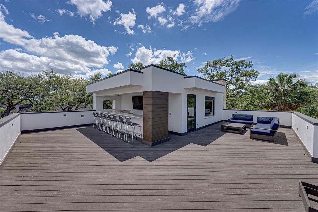 En Venta: $3,299,000 (3 camas, 3 baños, 3808 Pies cuadrados)