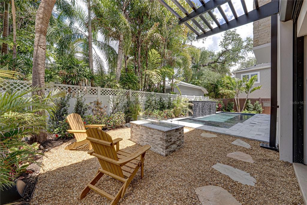 En Venta: $3,299,000 (3 camas, 3 baños, 3808 Pies cuadrados)