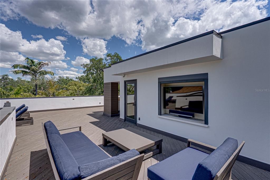 En Venta: $3,299,000 (3 camas, 3 baños, 3808 Pies cuadrados)