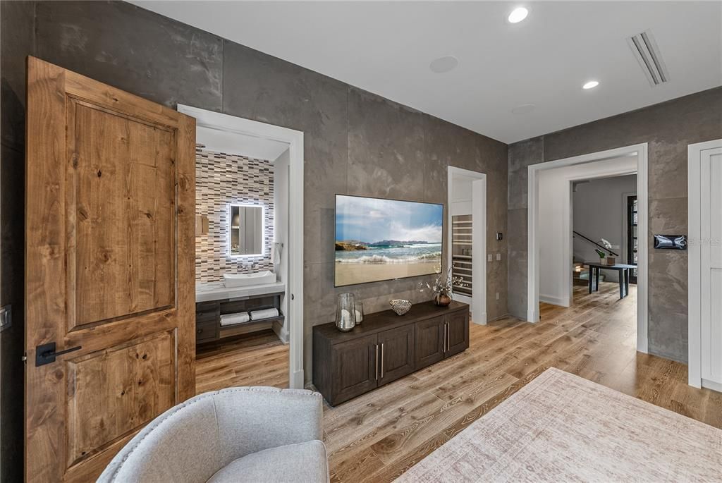 En Venta: $3,299,000 (3 camas, 3 baños, 3808 Pies cuadrados)