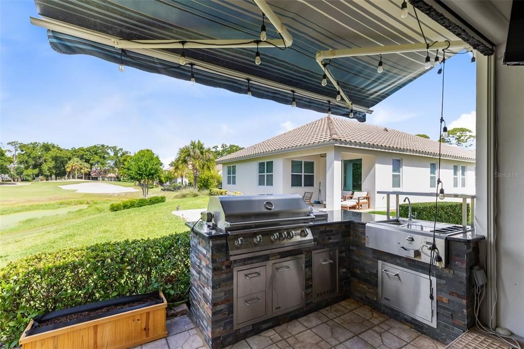 En Venta: $595,000 (3 camas, 3 baños, 2540 Pies cuadrados)