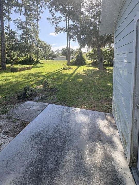 For Rent: $2,000 (3 beds, 2 baths, 1363 Square Feet)