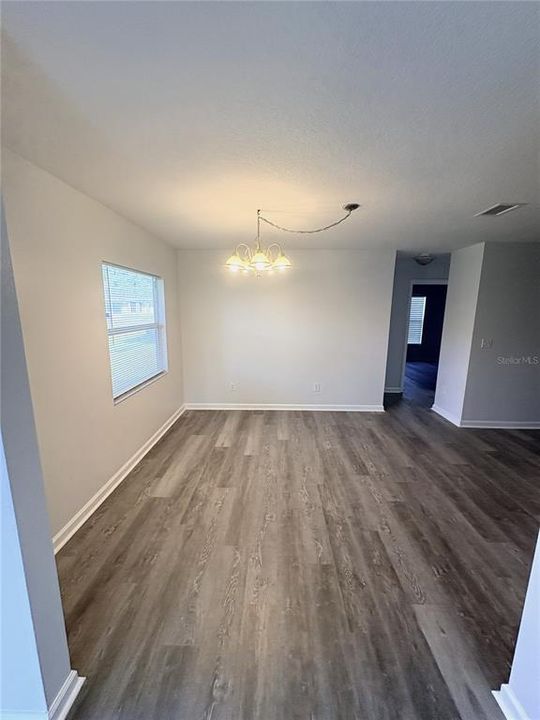 For Rent: $2,000 (3 beds, 2 baths, 1363 Square Feet)