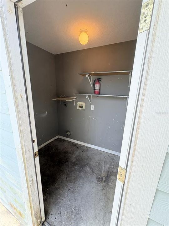 For Rent: $2,000 (3 beds, 2 baths, 1363 Square Feet)