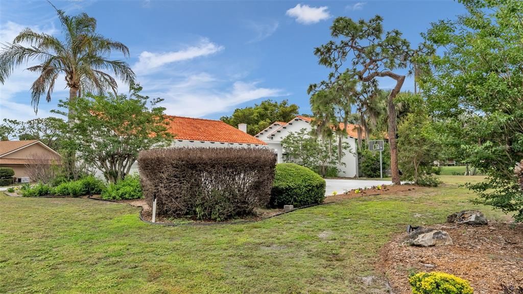 For Sale: $760,000 (4 beds, 2 baths, 3502 Square Feet)