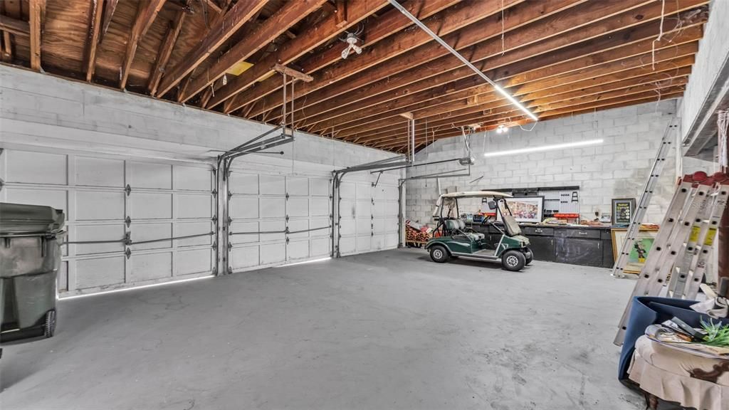 For Sale: $760,000 (4 beds, 2 baths, 3502 Square Feet)