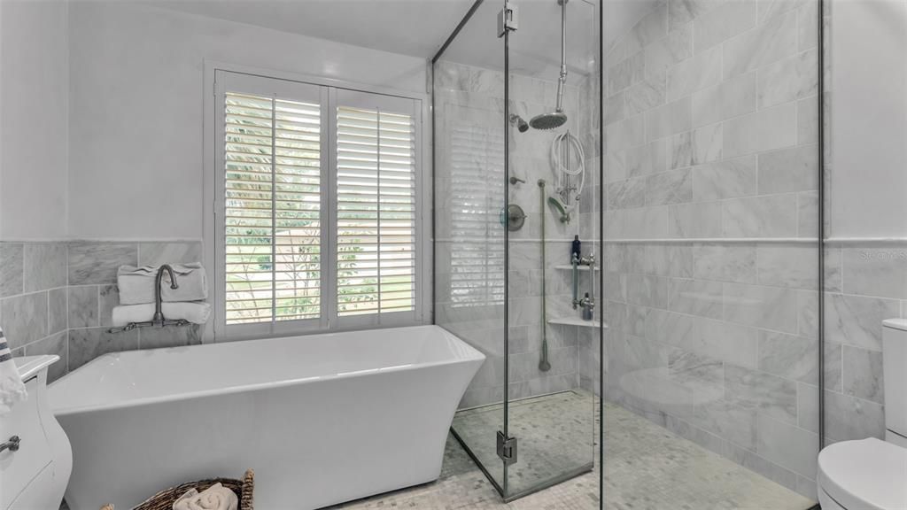 For Sale: $760,000 (4 beds, 2 baths, 3502 Square Feet)