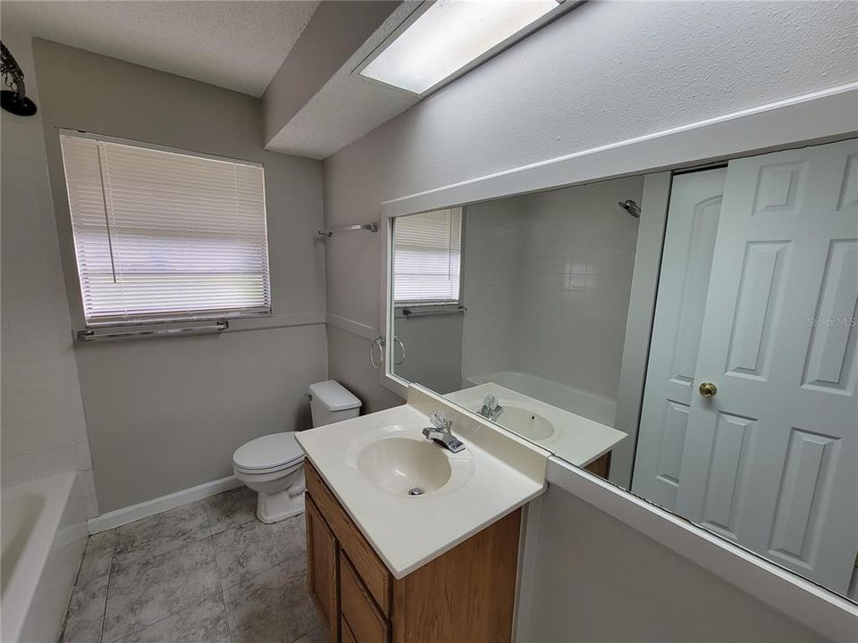 En Venta: $450,000 (4 camas, 0 baños, 1813 Pies cuadrados)