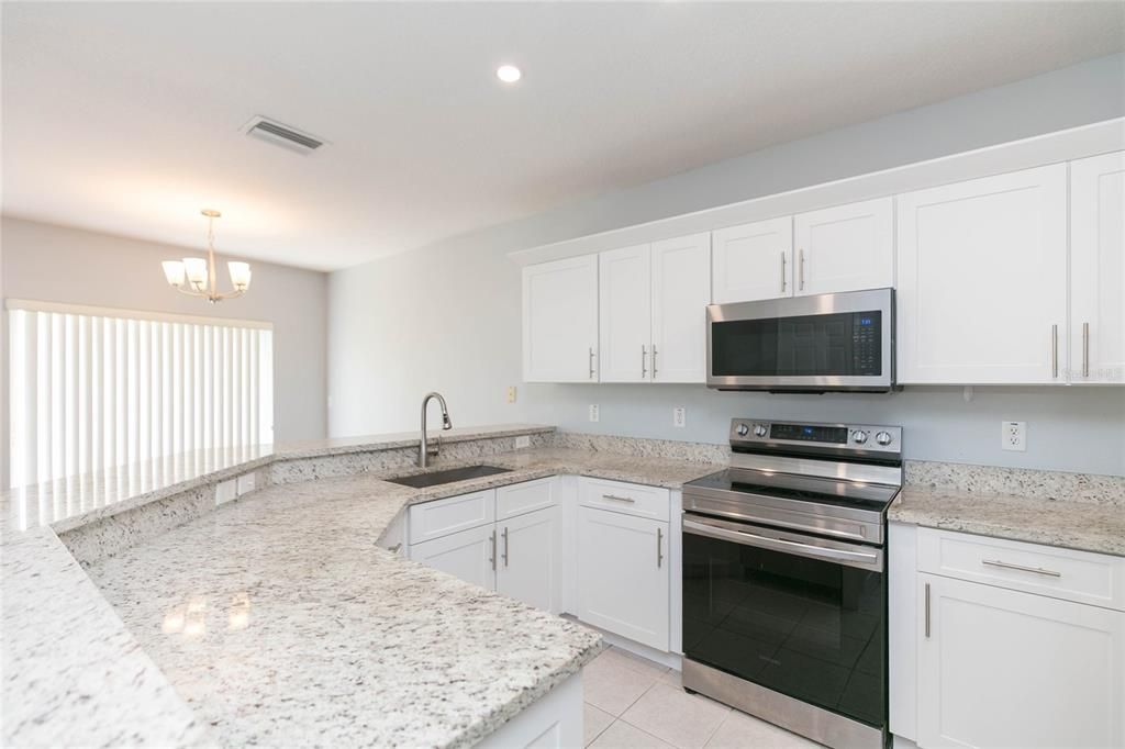 Active With Contract: $219,900 (3 beds, 2 baths, 1387 Square Feet)