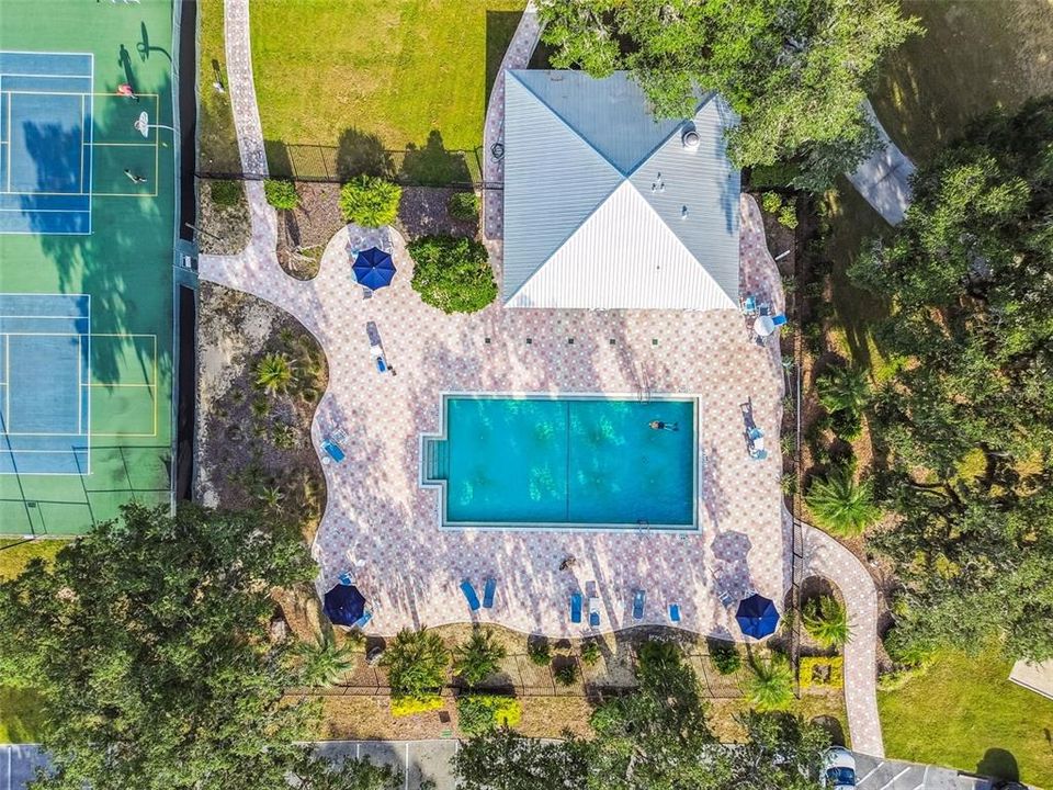 На продажу: $265,000 (3 спален, 2 ванн, 1318 Квадратных фут)