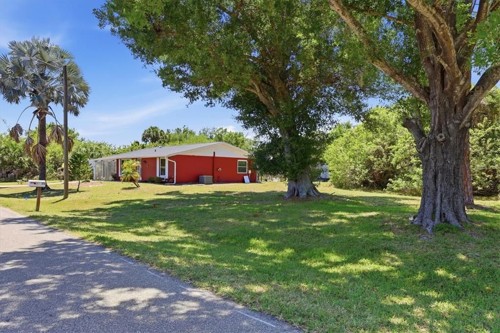 Activo con contrato: $219,900 (2 camas, 2 baños, 931 Pies cuadrados)