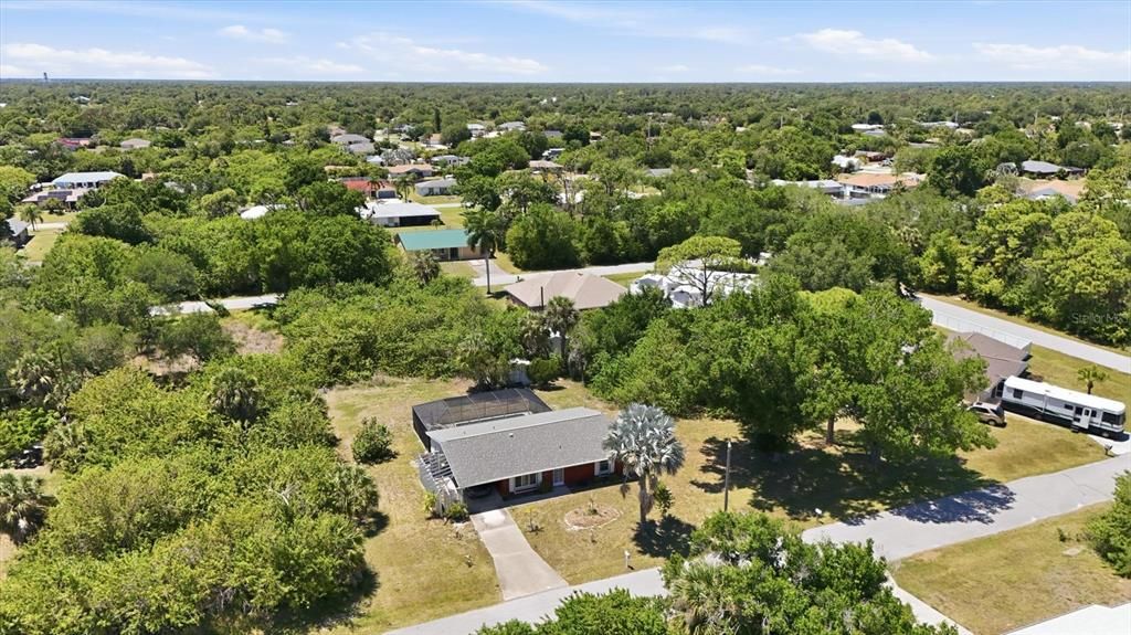 Activo con contrato: $219,900 (2 camas, 2 baños, 931 Pies cuadrados)