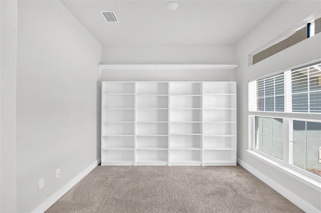 For Sale: $340,000 (4 beds, 2 baths, 2155 Square Feet)