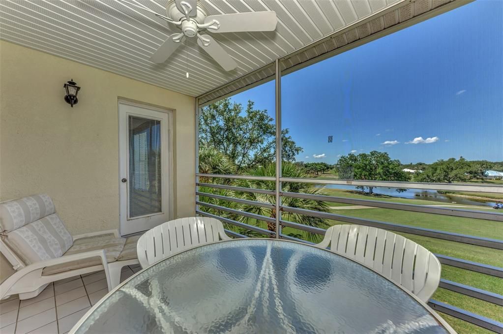 For Sale: $210,000 (2 beds, 2 baths, 997 Square Feet)
