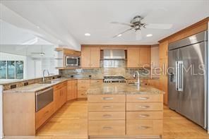 For Rent: $6,000 (3 beds, 2 baths, 3202 Square Feet)
