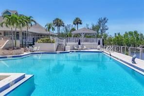 For Rent: $6,000 (3 beds, 2 baths, 3202 Square Feet)