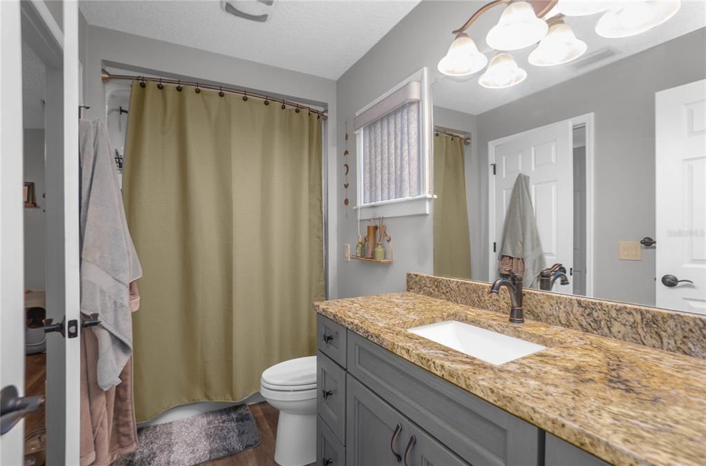 For Sale: $370,000 (4 beds, 3 baths, 2079 Square Feet)