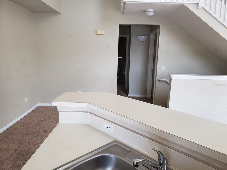 For Rent: $1,895 (2 beds, 2 baths, 1255 Square Feet)