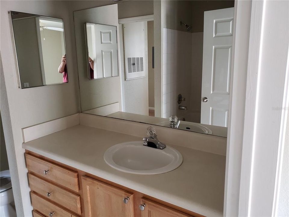For Rent: $1,895 (2 beds, 2 baths, 1255 Square Feet)