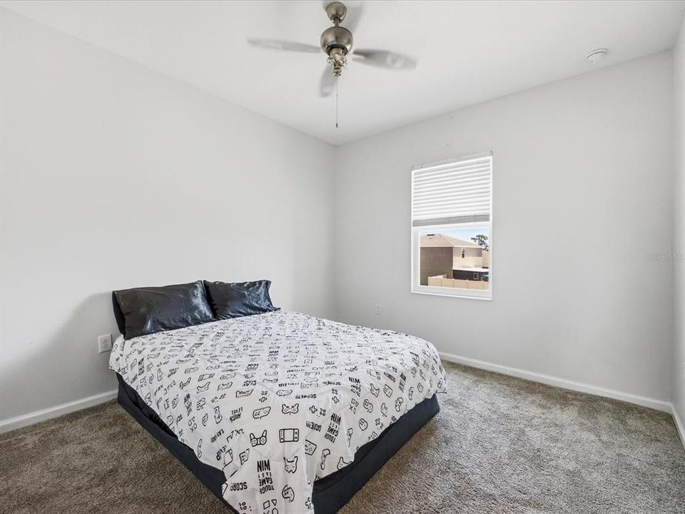 Activo con contrato: $540,000 (5 camas, 3 baños, 2607 Pies cuadrados)