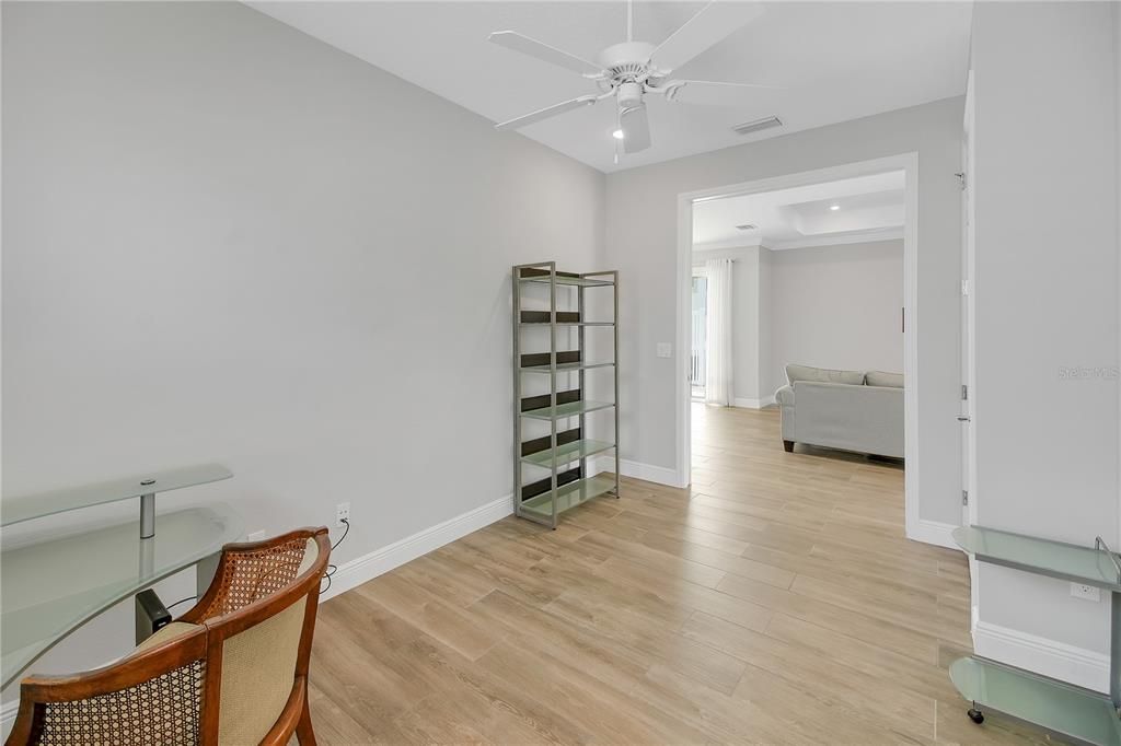 For Sale: $300,000 (3 beds, 2 baths, 1634 Square Feet)