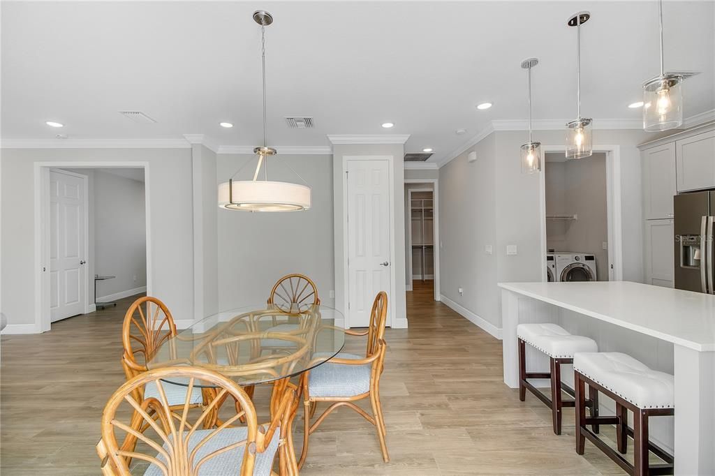 For Sale: $300,000 (3 beds, 2 baths, 1634 Square Feet)