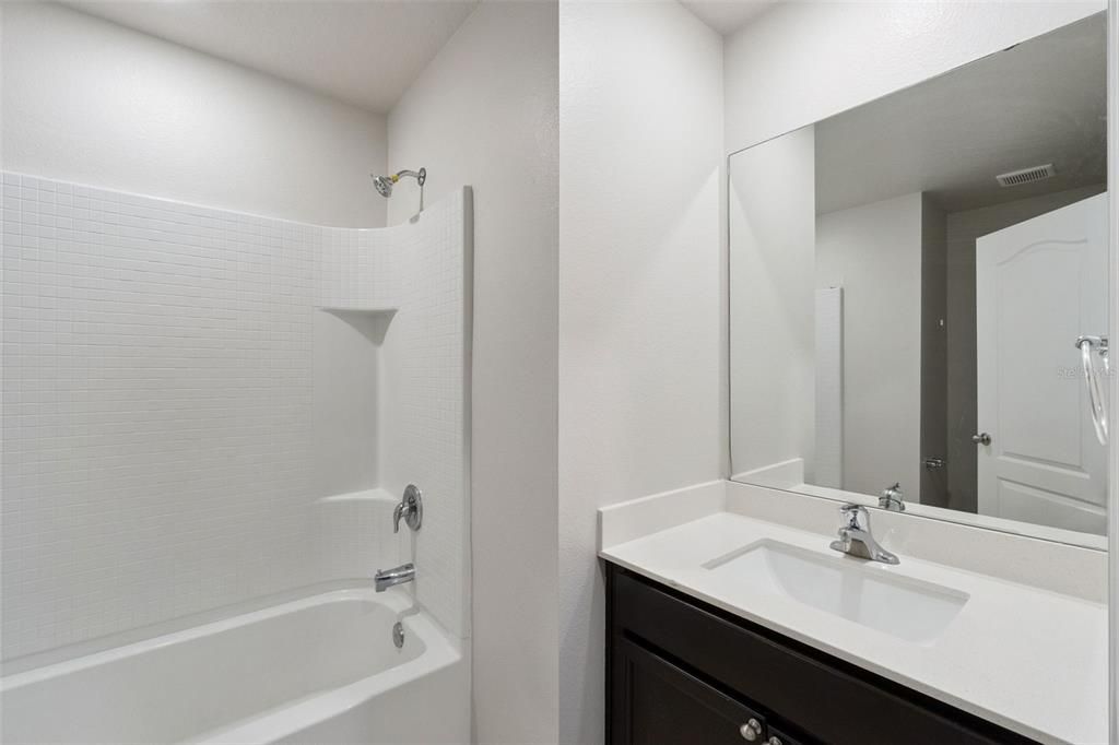 For Sale: $265,000 (3 beds, 2 baths, 1383 Square Feet)