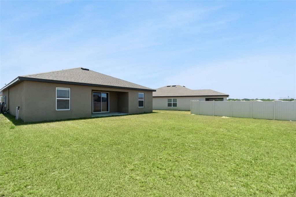 For Sale: $265,000 (3 beds, 2 baths, 1383 Square Feet)