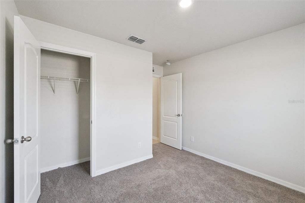 For Sale: $265,000 (3 beds, 2 baths, 1383 Square Feet)