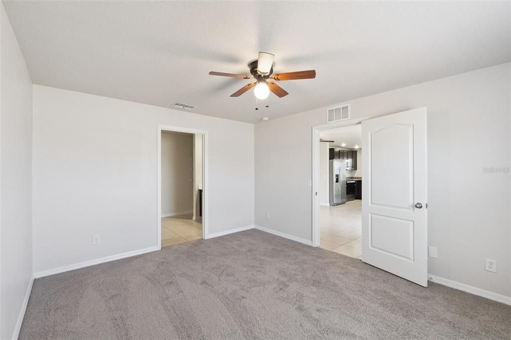 For Sale: $265,000 (3 beds, 2 baths, 1383 Square Feet)